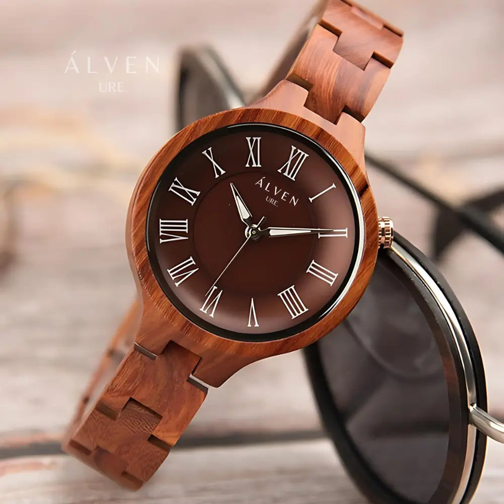 Retro Elegance Lady - Walnut Brown